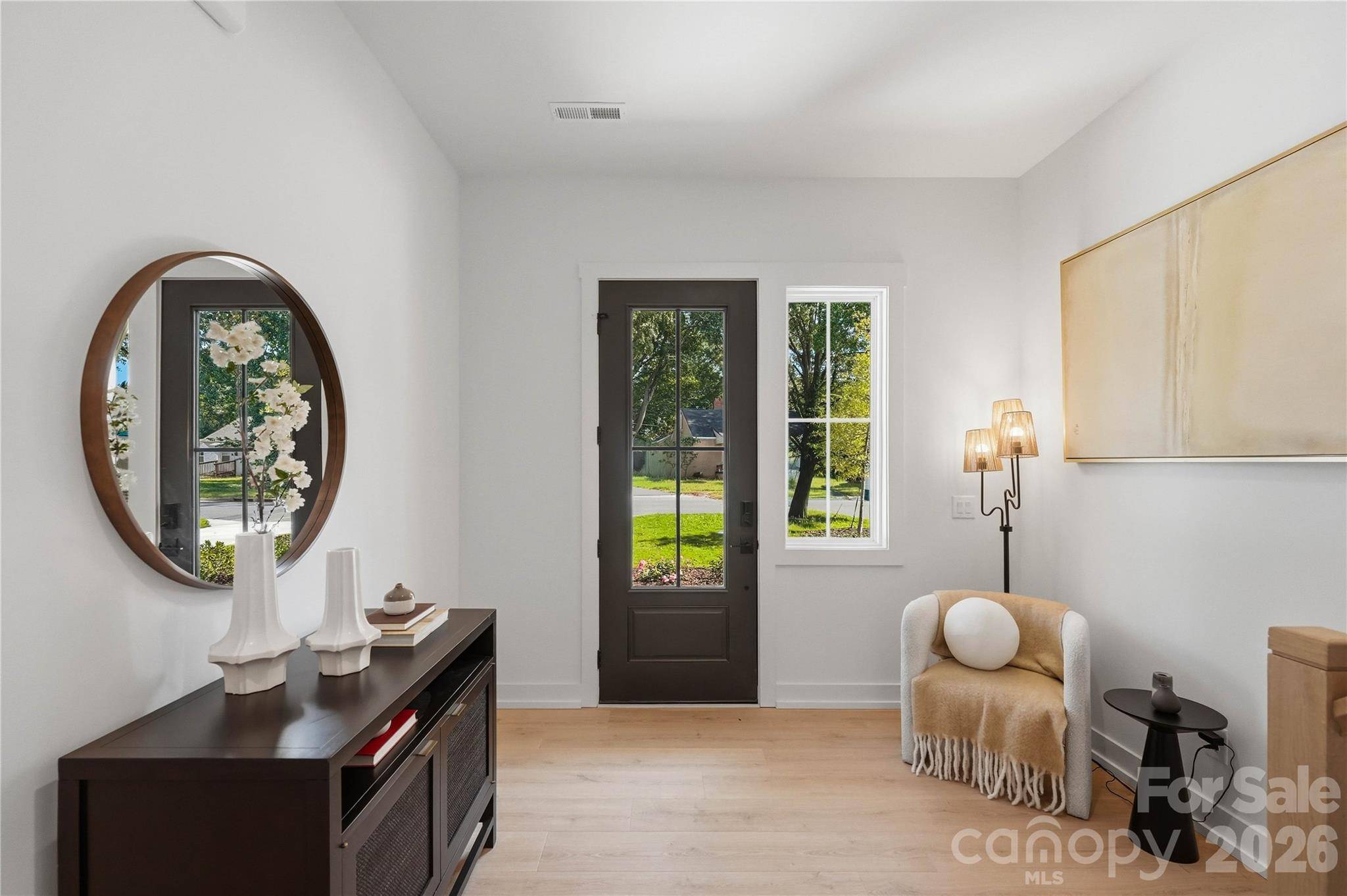 3922 Sarah DR, Charlotte, NC 28217