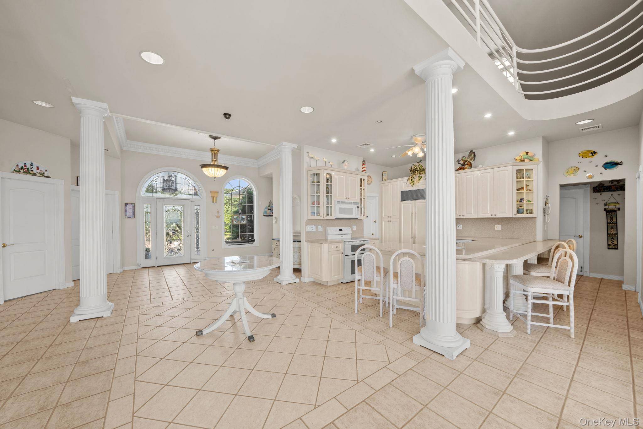 48 S Old Neck RD, Center Moriches, NY 11934