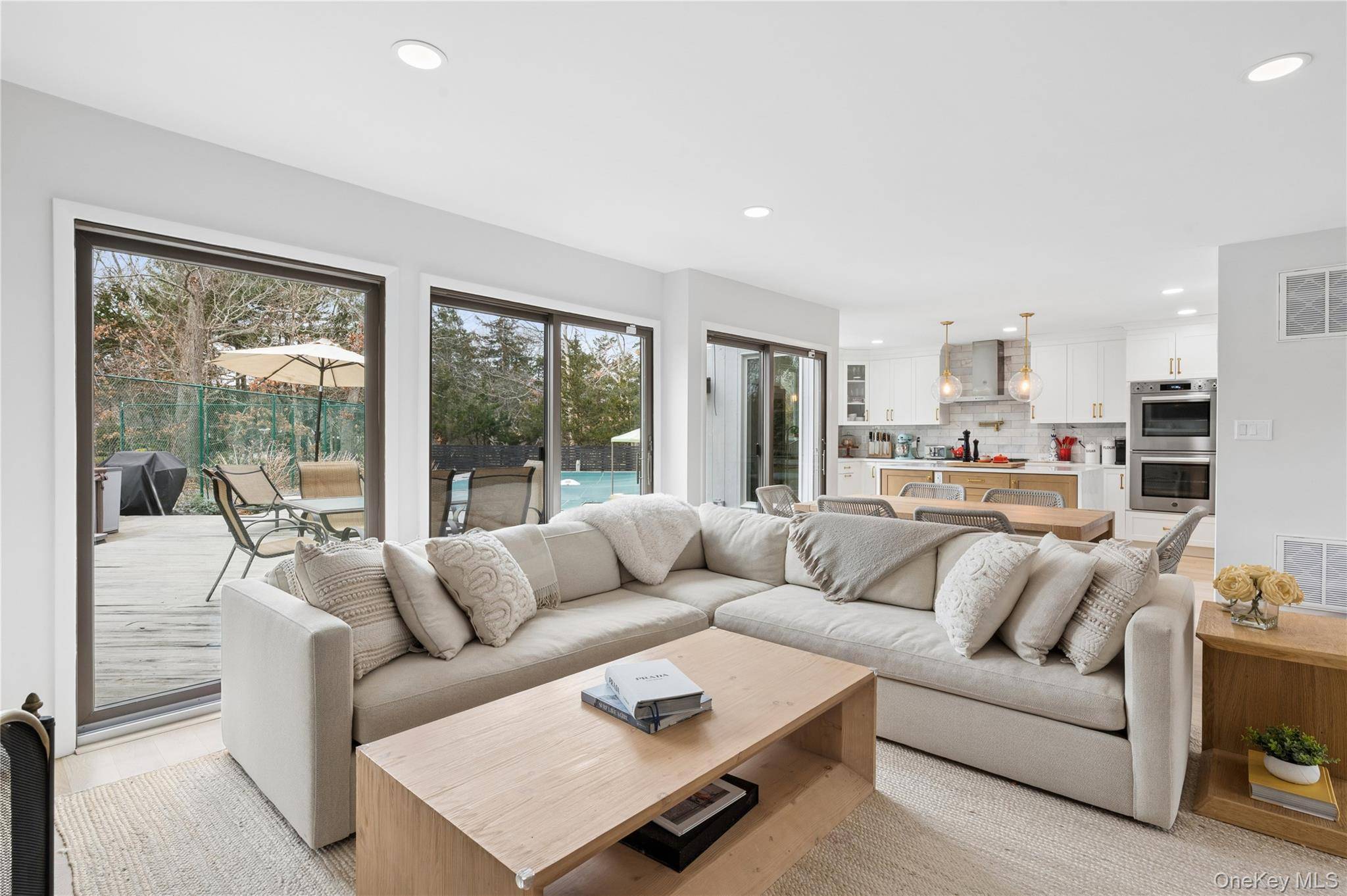 15 N Quarter RD, Westhampton, NY 11977