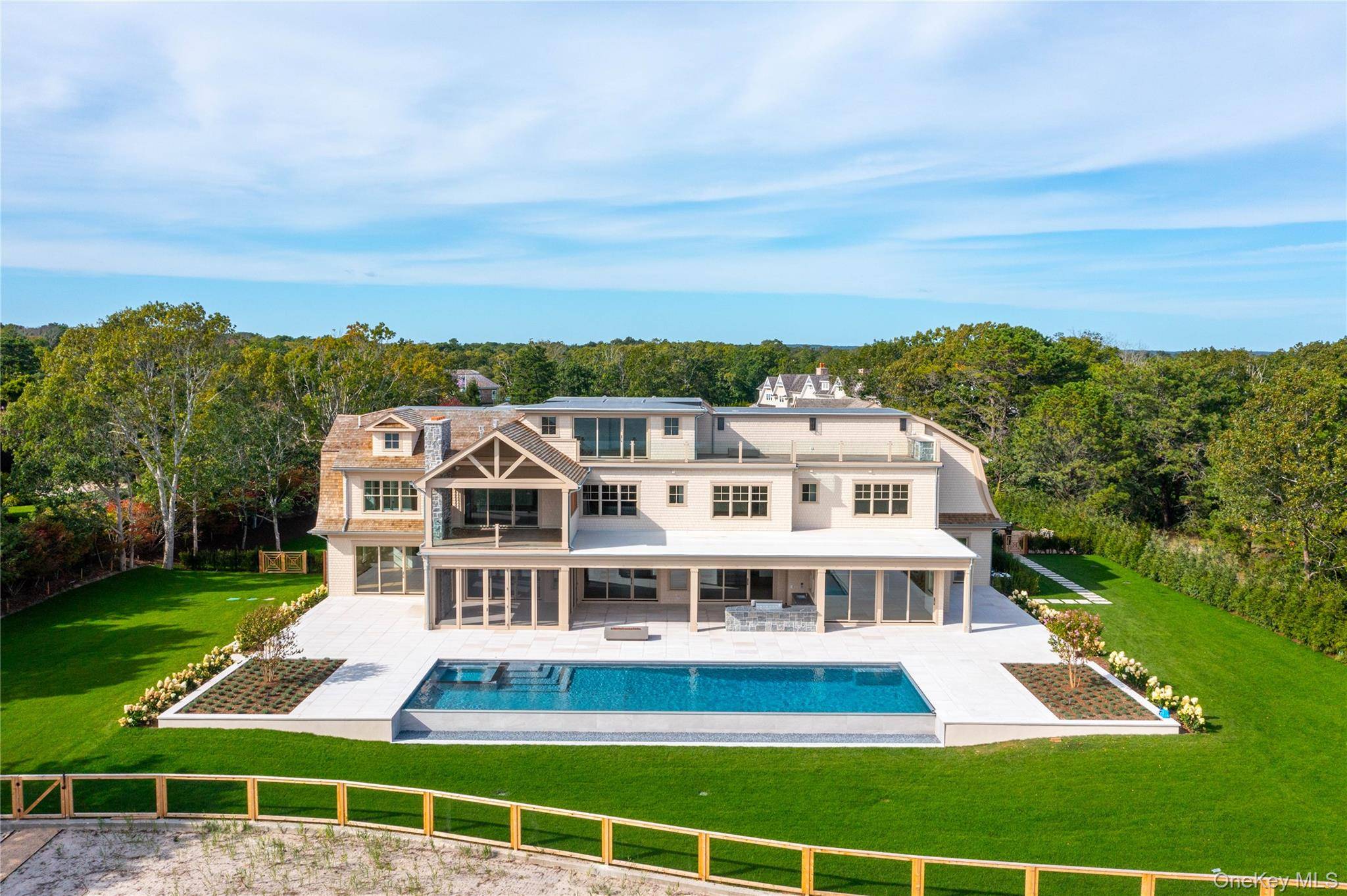 37 Second Neck LN, Quogue, NY 11959