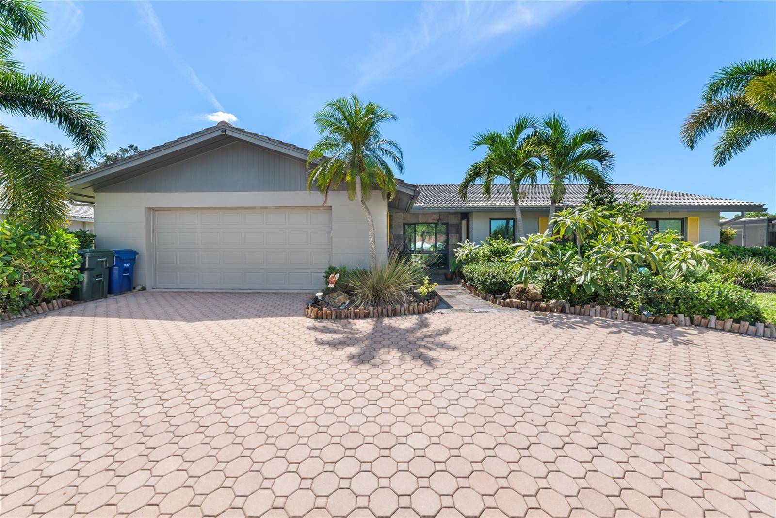 3377 SPRING MILL CIR, Sarasota, FL 34239