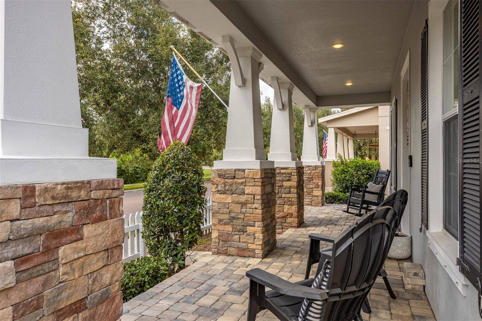 11143 WINTHROP LAKE DR, Riverview, FL 33578