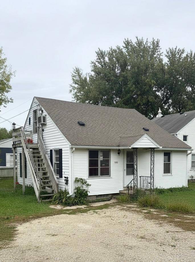 1535 2nd ST NE, Rochester, MN 55906