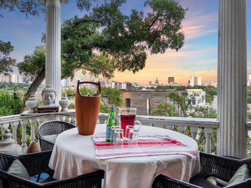 1000 Baylor ST, Austin, TX 78703