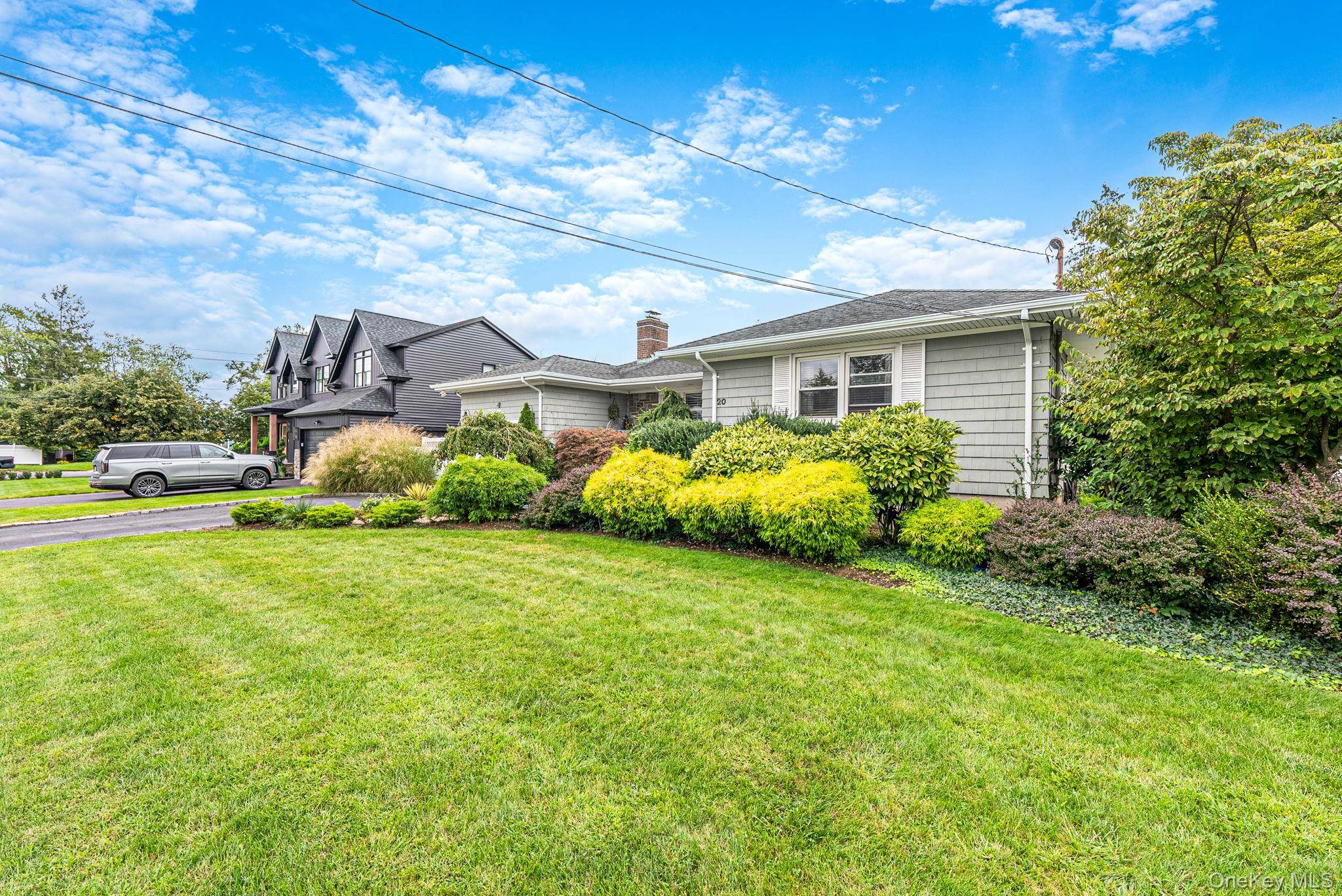 20 Argonne PL, Massapequa, NY 11758