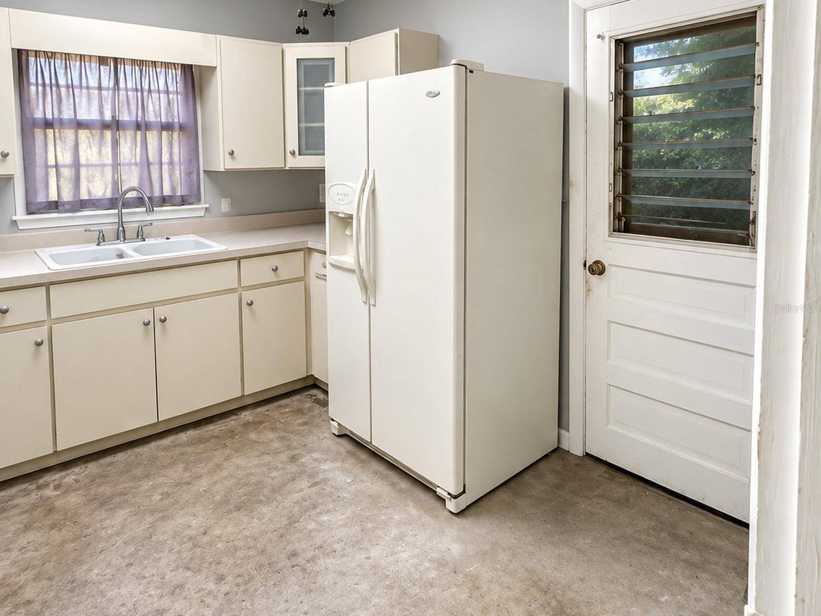 540 SHARON CIR, Port Charlotte, FL 33952