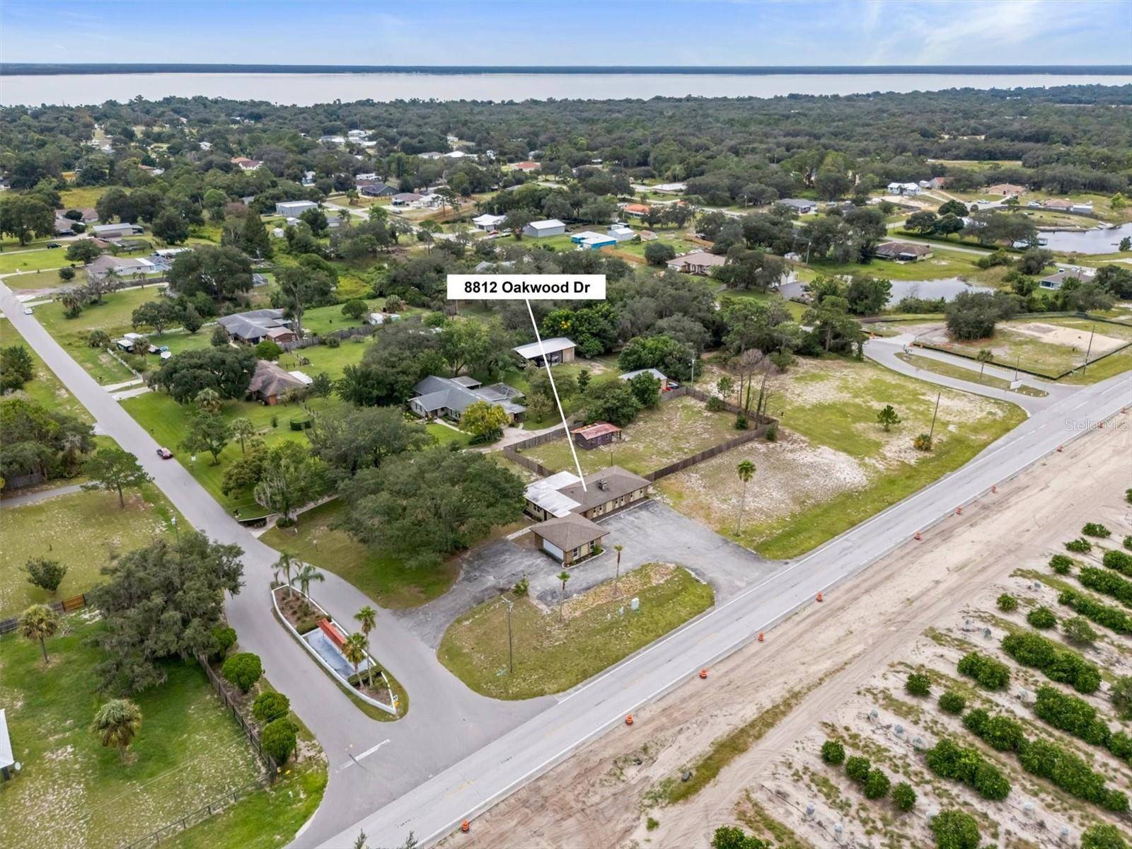 8812 OAKWOOD DR, Lake Wales, FL 33898