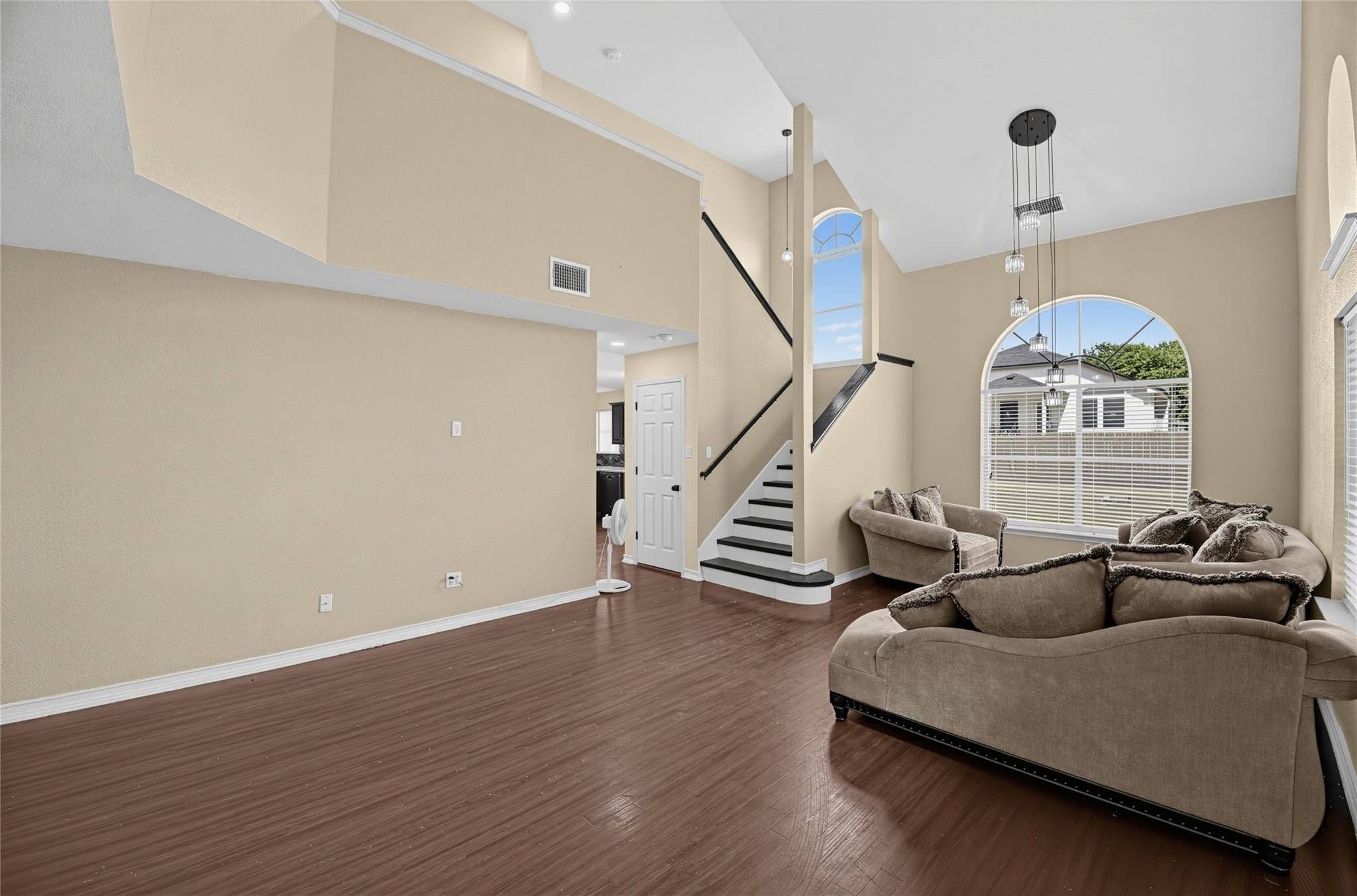 1610 Balmorhea LN, Round Rock, TX 78664