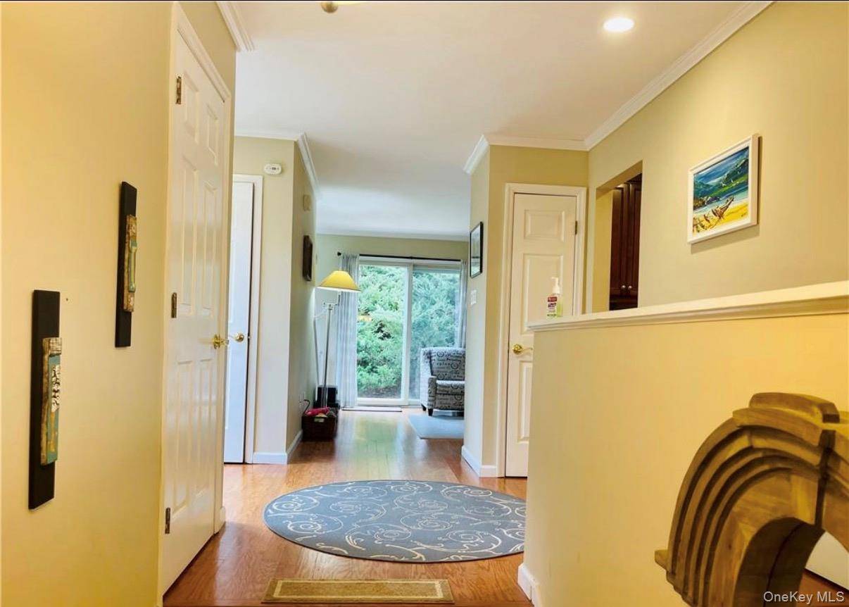 301 Kensington WAY, Mount Kisco, NY 10549
