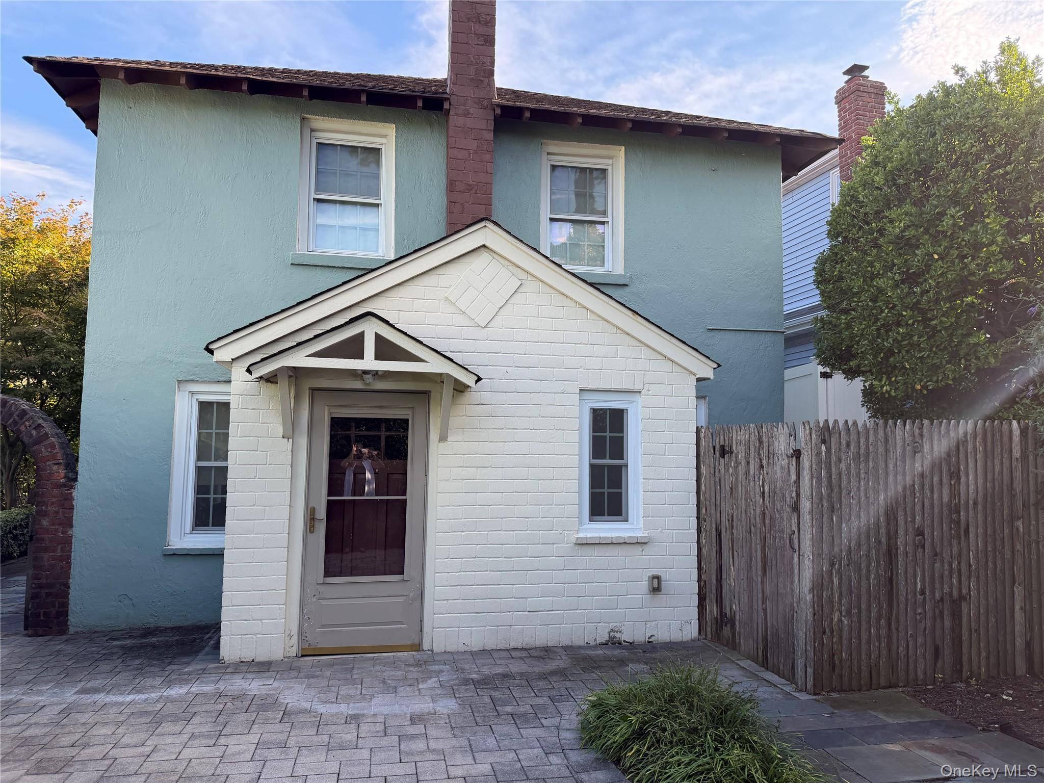 Address not disclosed, Glen Cove, NY 11542