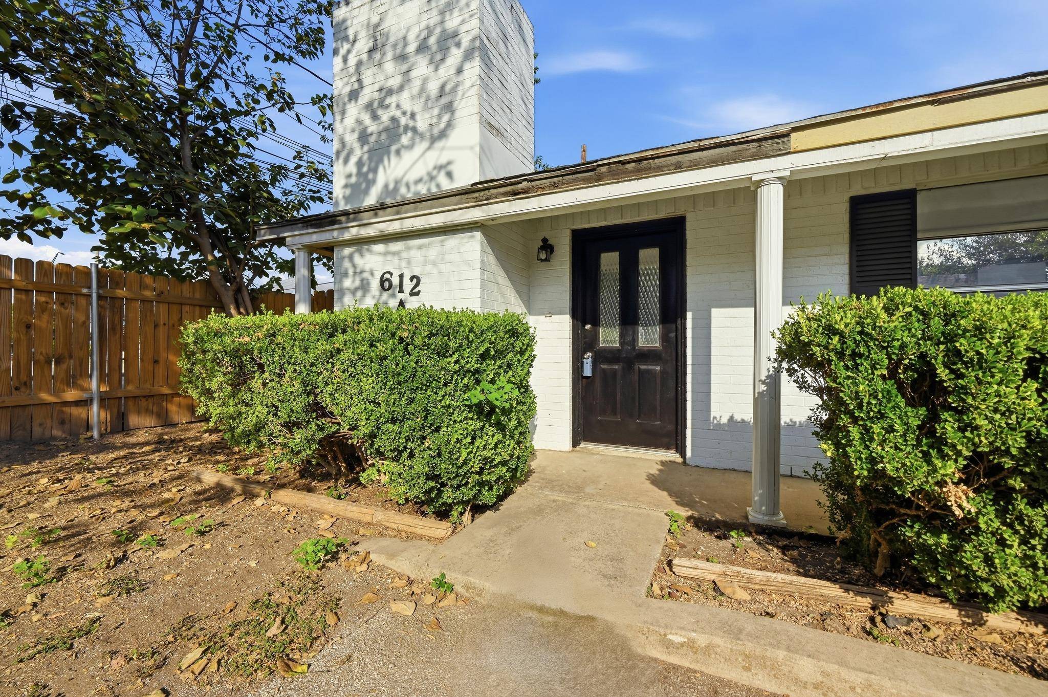 612 Mill ST #A & B, San Marcos, TX 78666