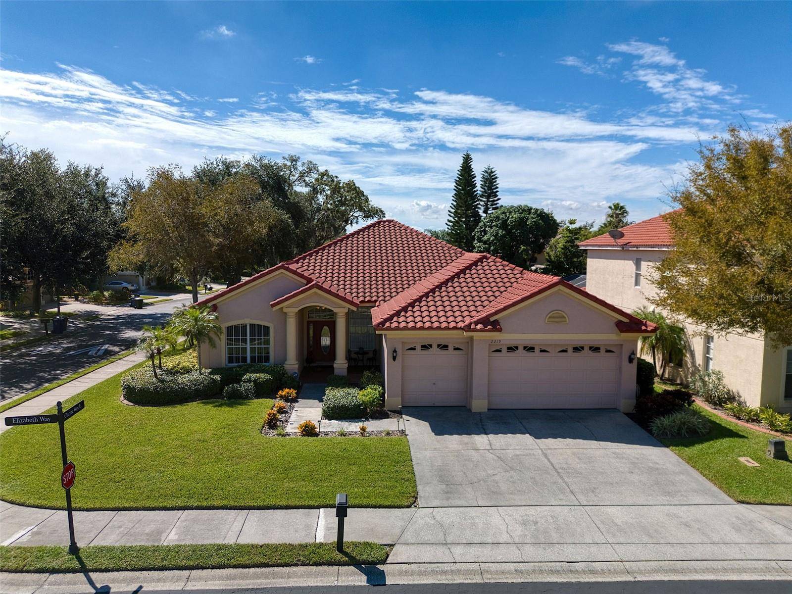 2219 ELIZABETH WAY, Dunedin, FL 34698