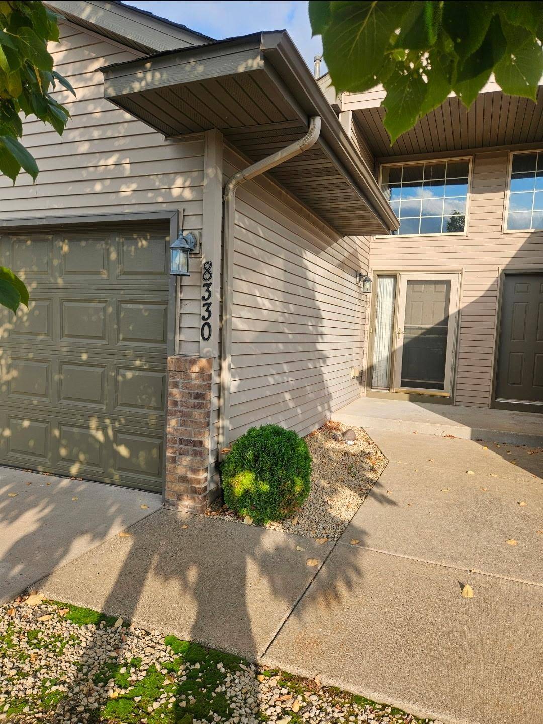 8330 Parkview AVE NE, Elk River, MN 55330