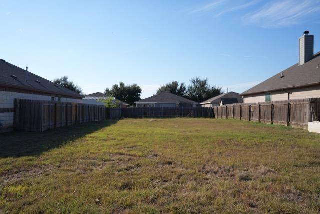 415 Gettysburg LOOP, Elgin, TX 78621