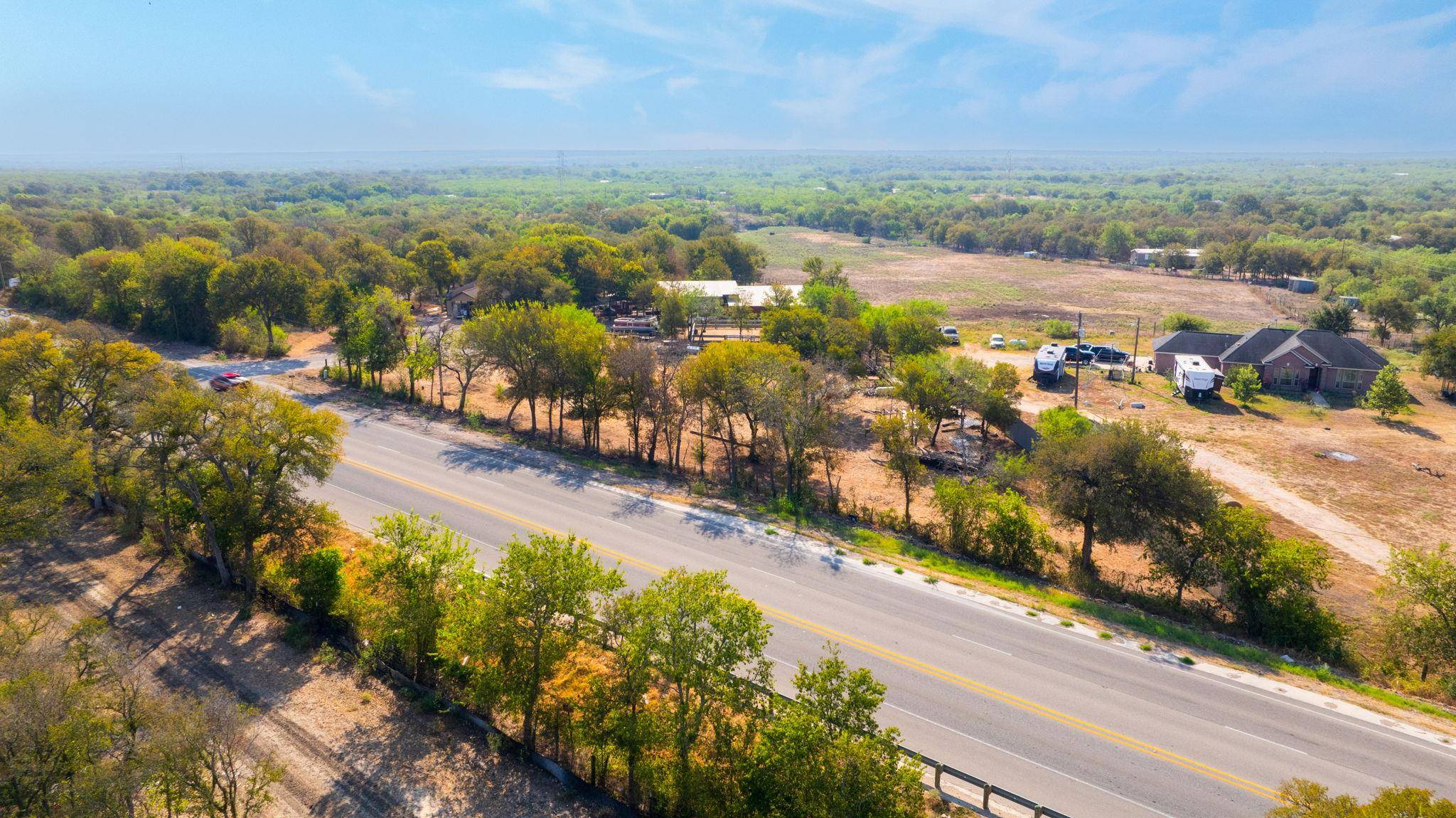 2777 Highway 21 HWY W, Dale, TX 78616