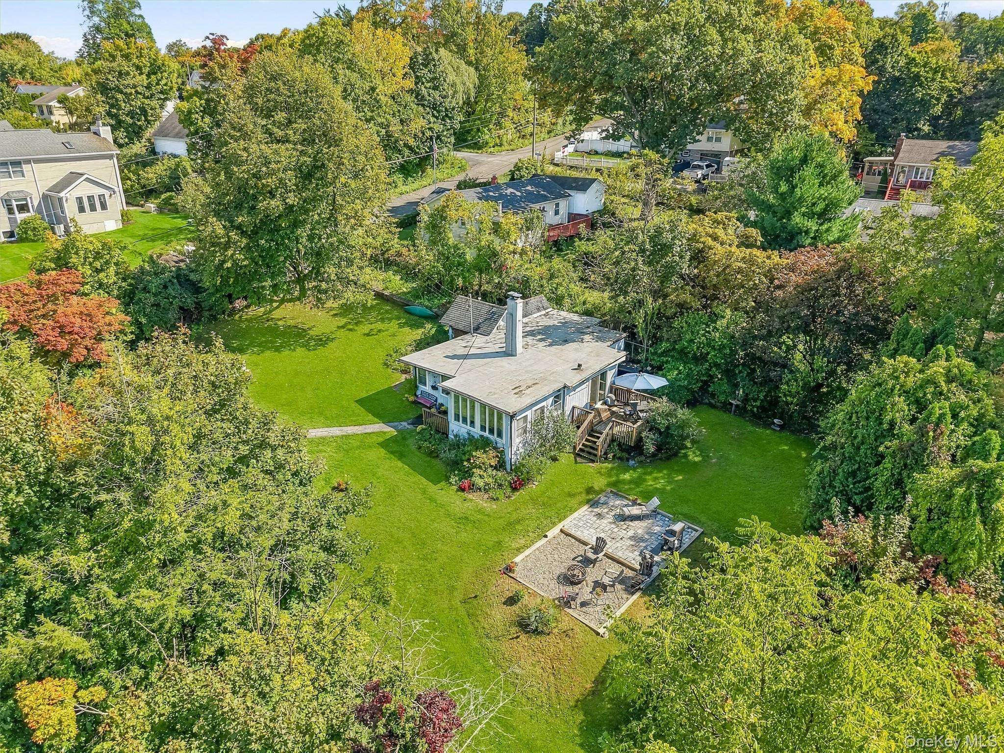 37 Woodstock RD, Carmel, NY 10512