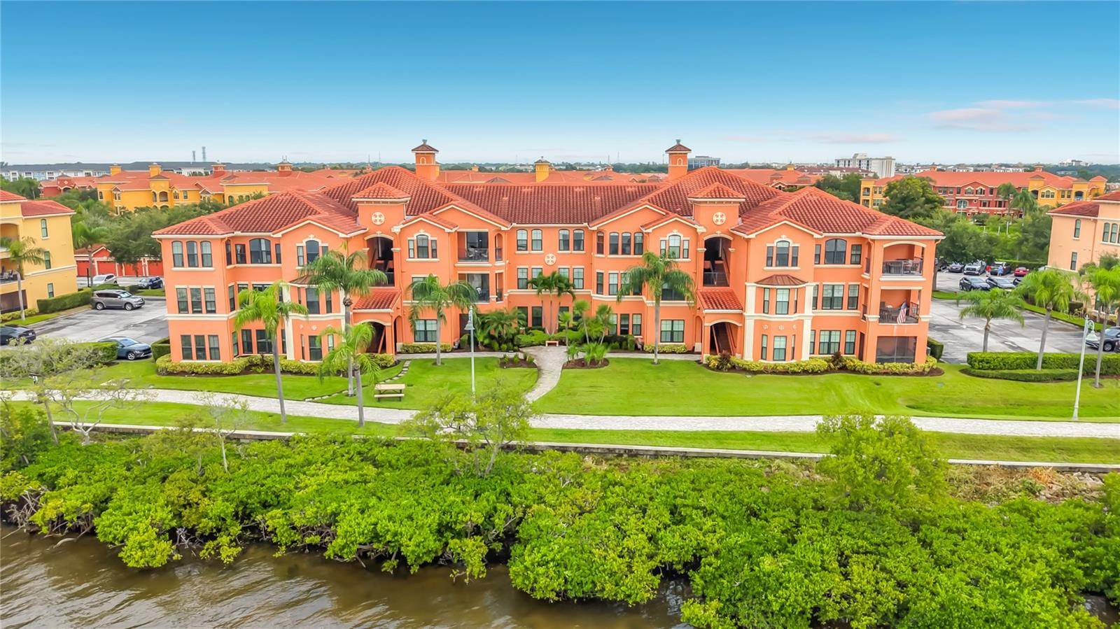2747 VIA CAPRI #1111, Clearwater, FL 33764