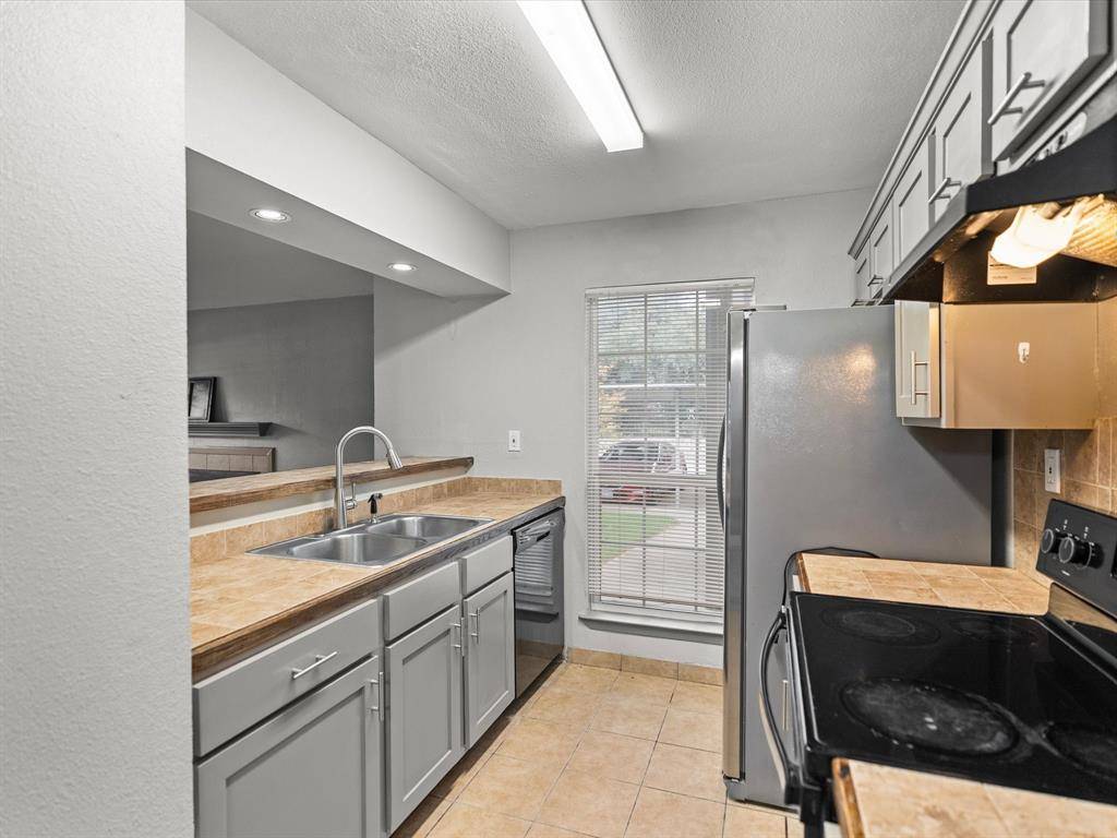 5981 Arapaho Road #303, Dallas, TX 75248
