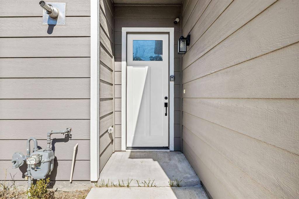 1701 Belzise Terrace, Fort Worth, TX 76104