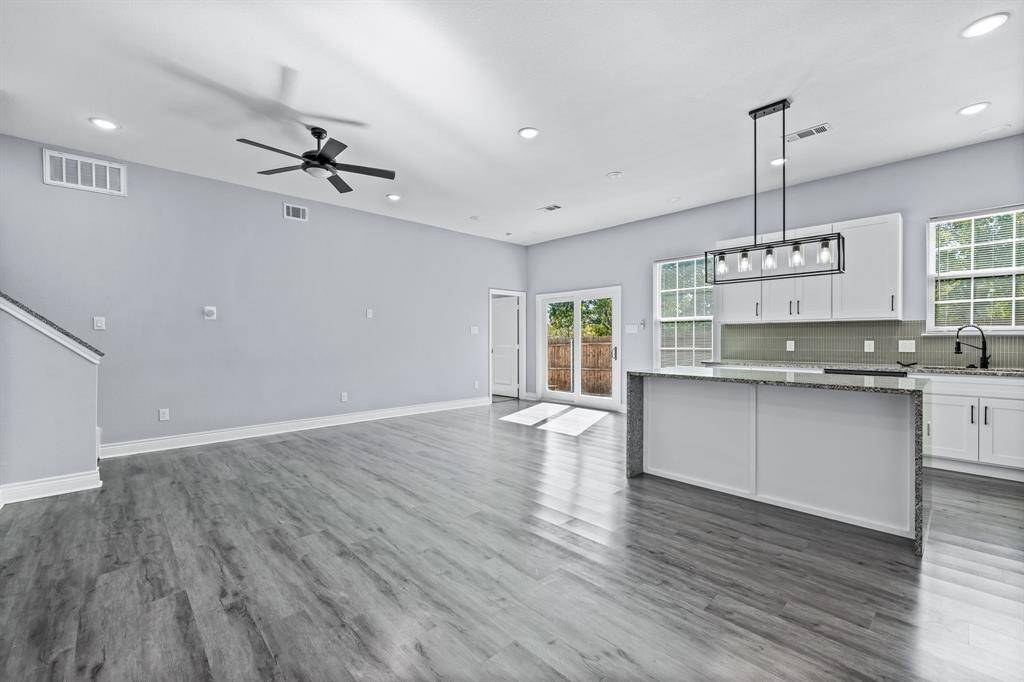 1701 Belzise Terrace, Fort Worth, TX 76104