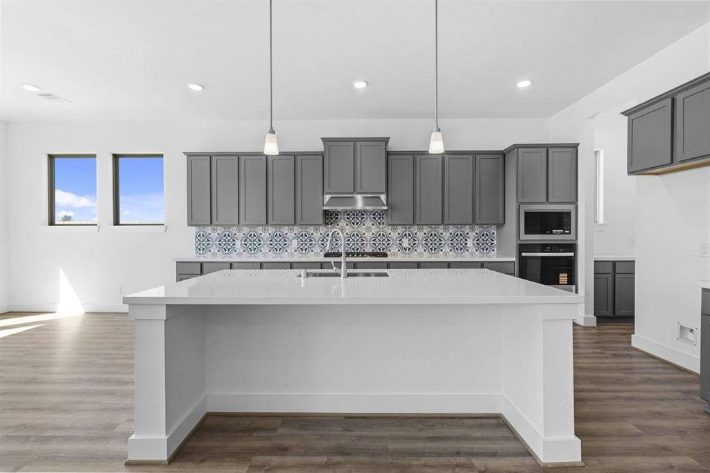 2637 Rainier Drive, Corinth, TX 76210