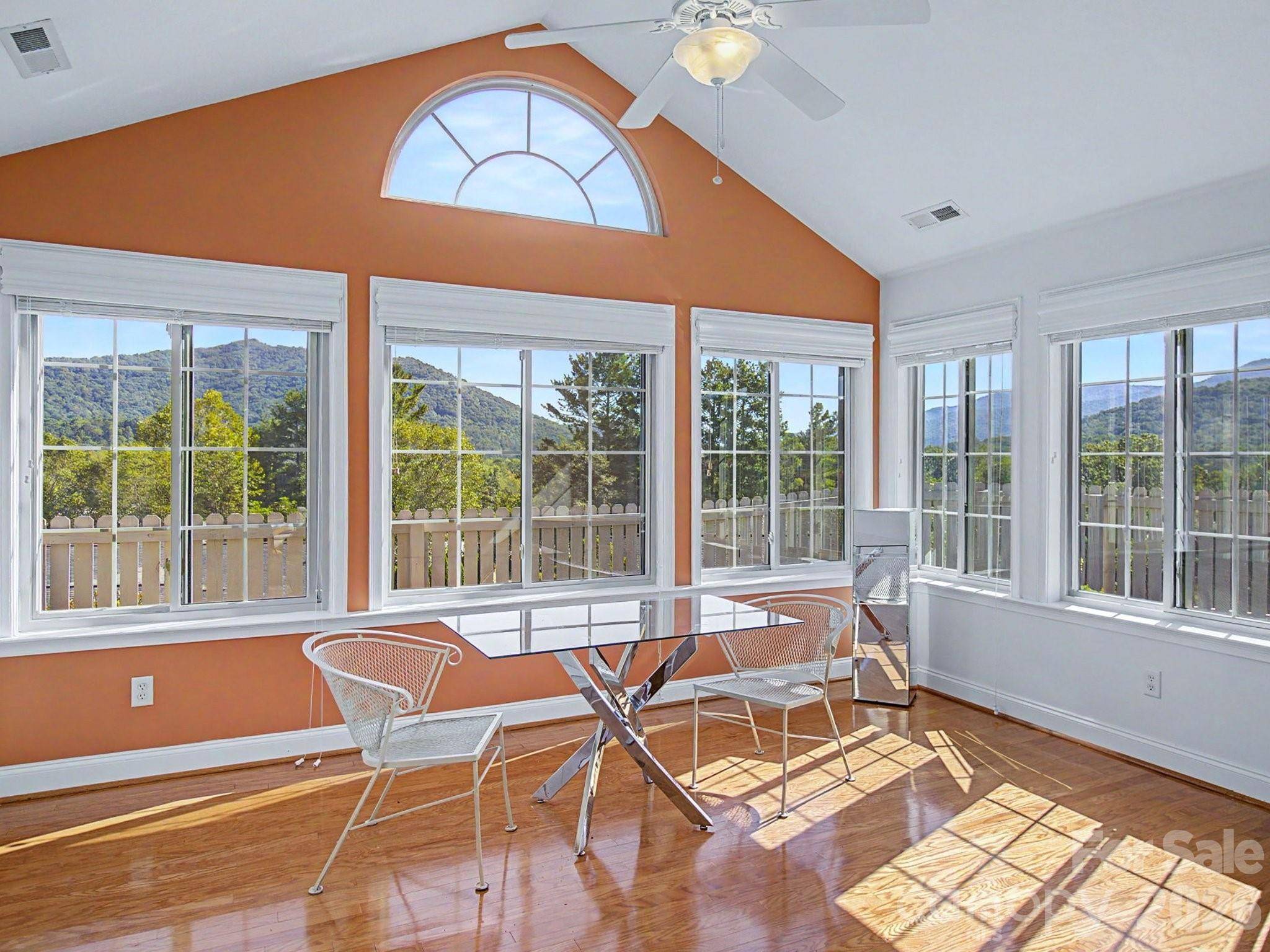58 Outlook CIR, Swannanoa, NC 28778