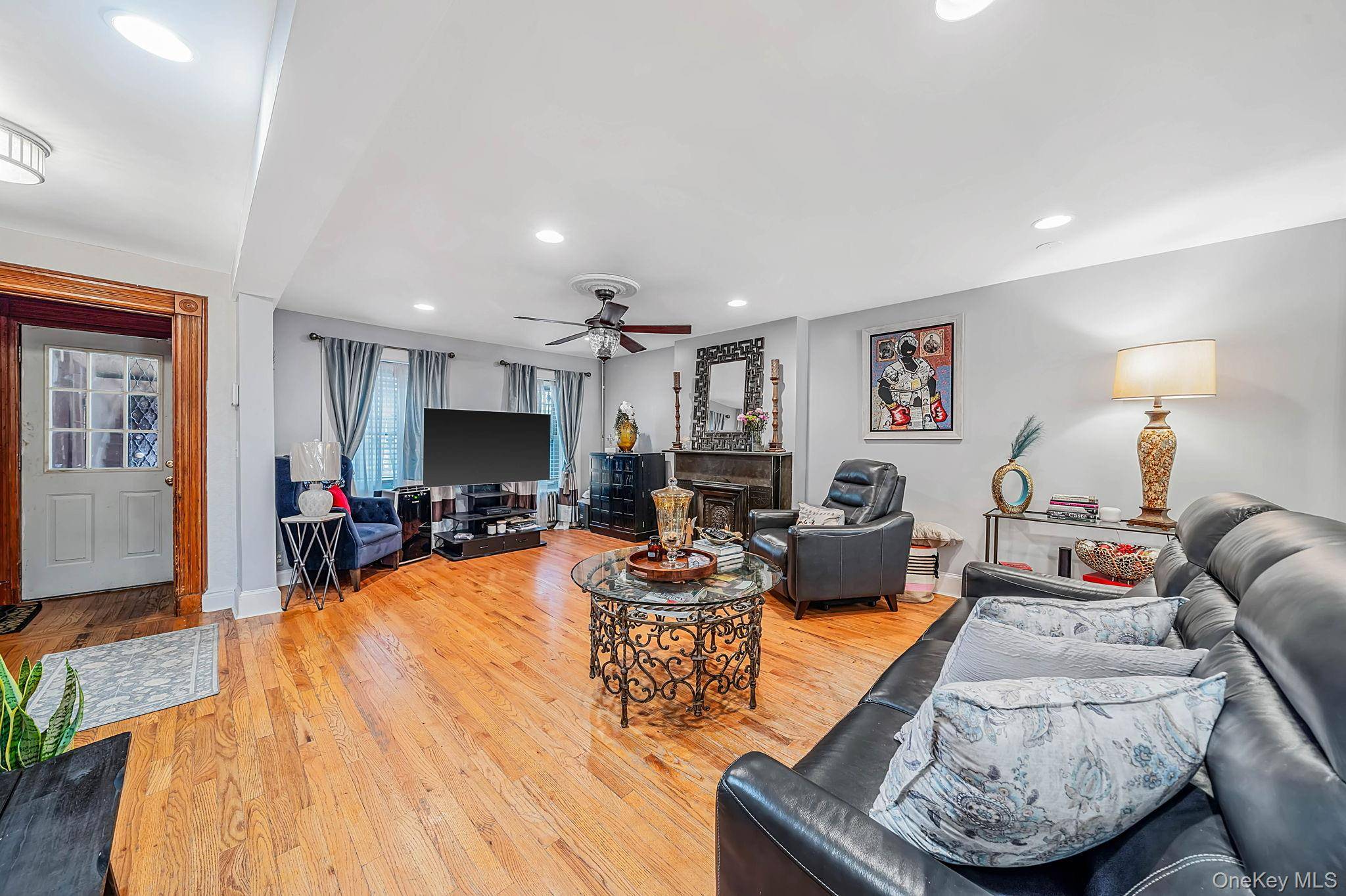 885A Putnam AVE, Brooklyn, NY 11221