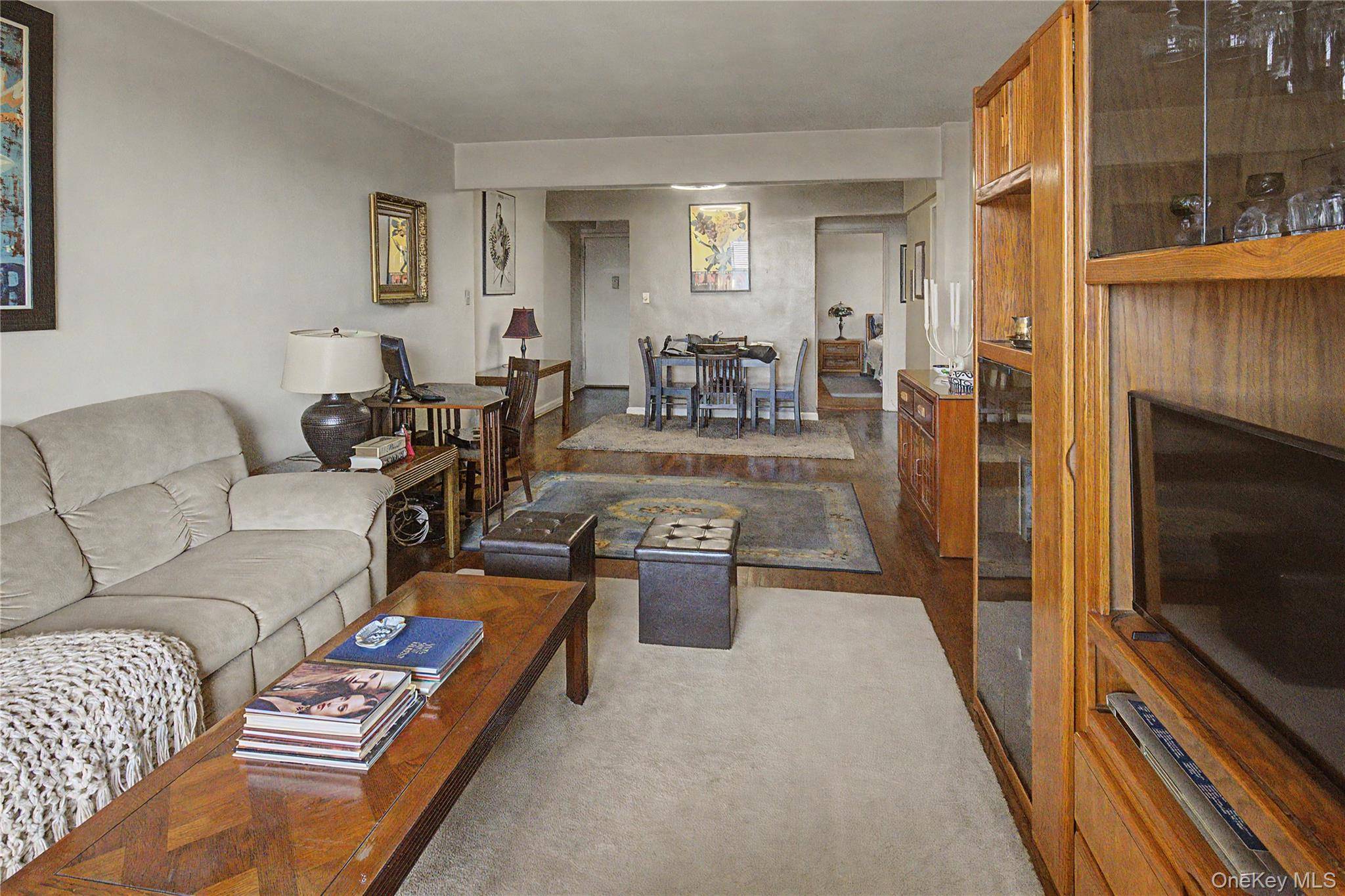 139-15 83rd Ave Ave #703, Briarwood, NY 11435