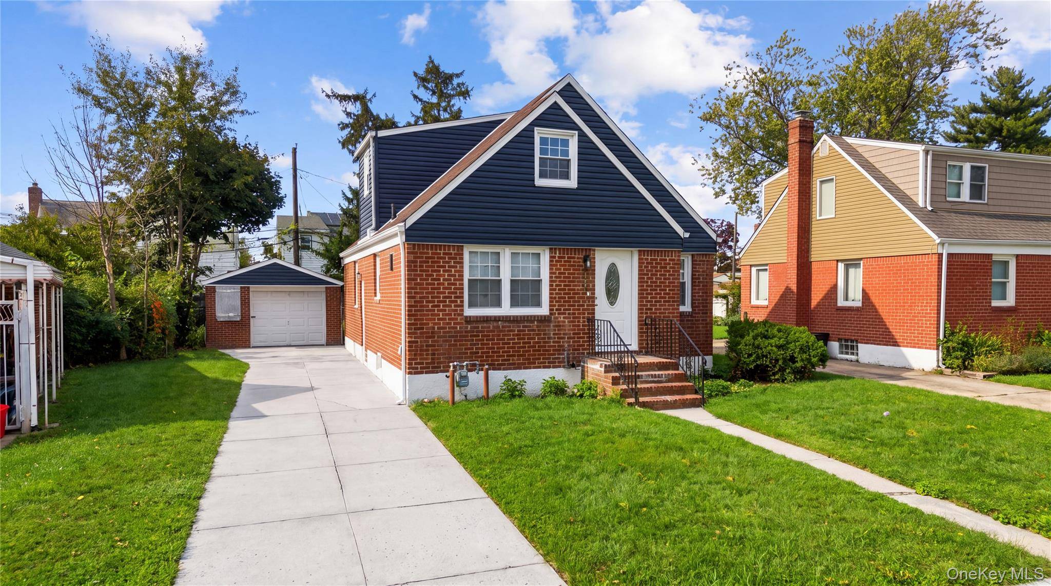 1977 Jackson AVE, Elmont, NY 11003