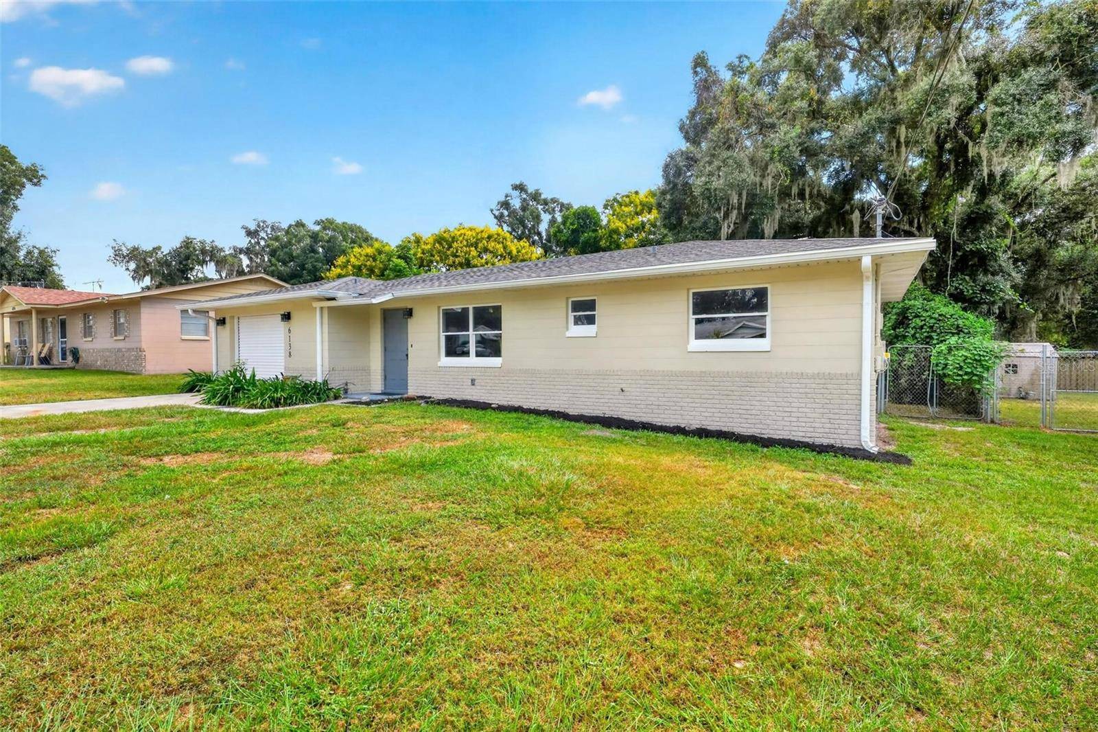 6138 HIGHLAND AVE, Leesburg, FL 34748
