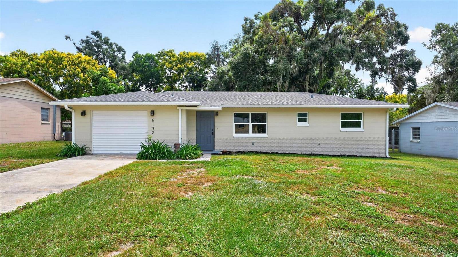6138 HIGHLAND AVE, Leesburg, FL 34748