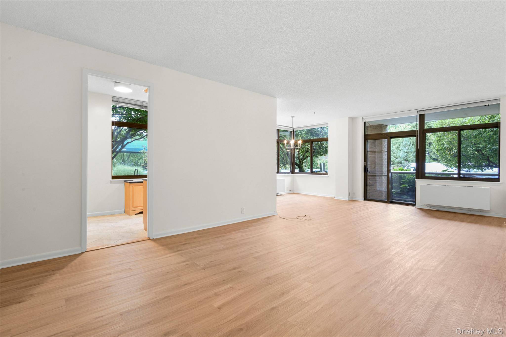 35 N Chatsworth AVE #1G, Larchmont, NY 10538