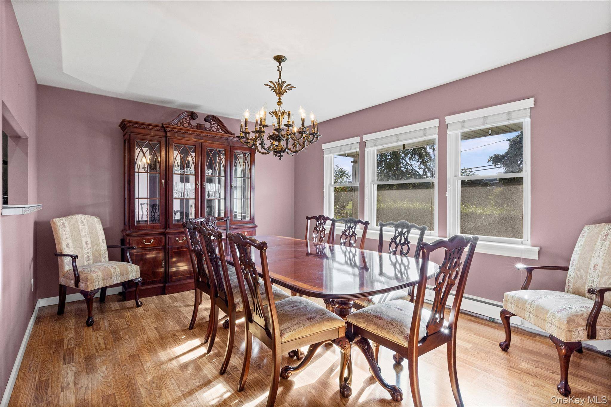 511 Elwood RD, East Northport, NY 11731