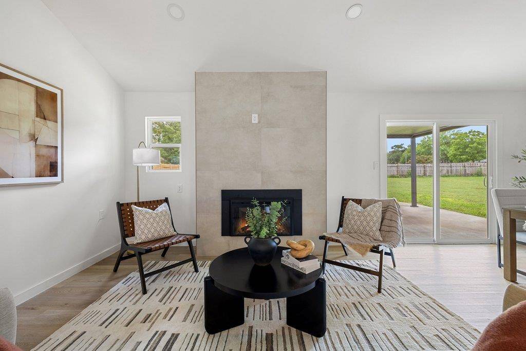5400 Salem Hill DR, Austin, TX 78745
