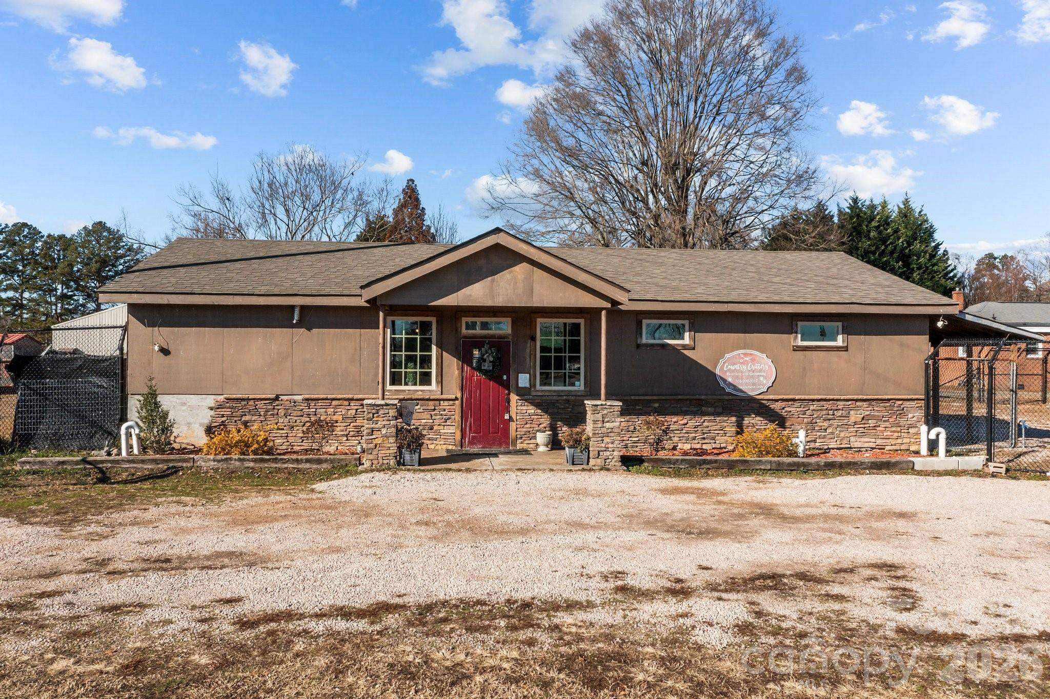 814 E Mills DR, Landis, NC 28088