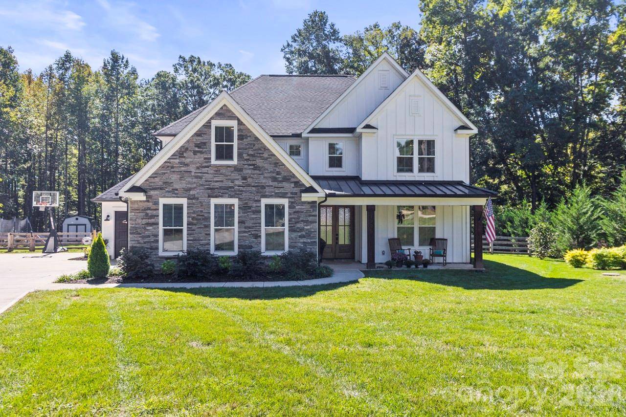 1796 Cranwell DR, Mt Ulla, NC 28125