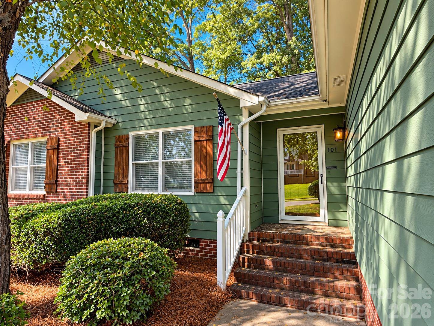 101 Antelope DR, Mount Holly, NC 28120