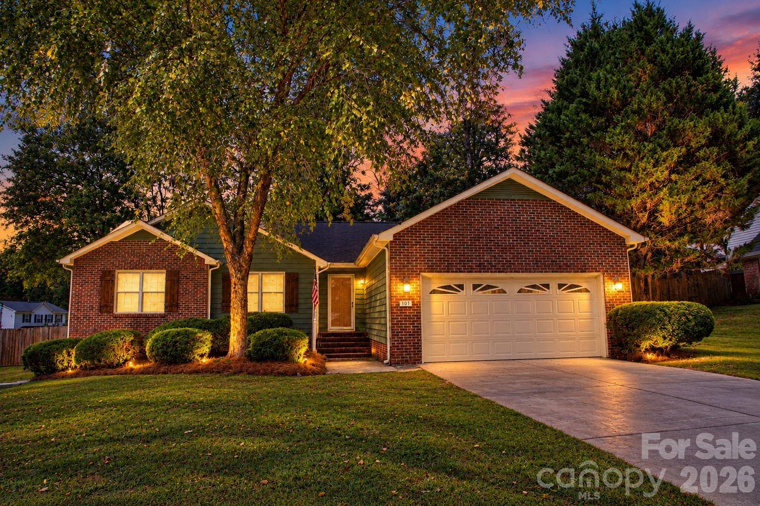 101 Antelope DR, Mount Holly, NC 28120