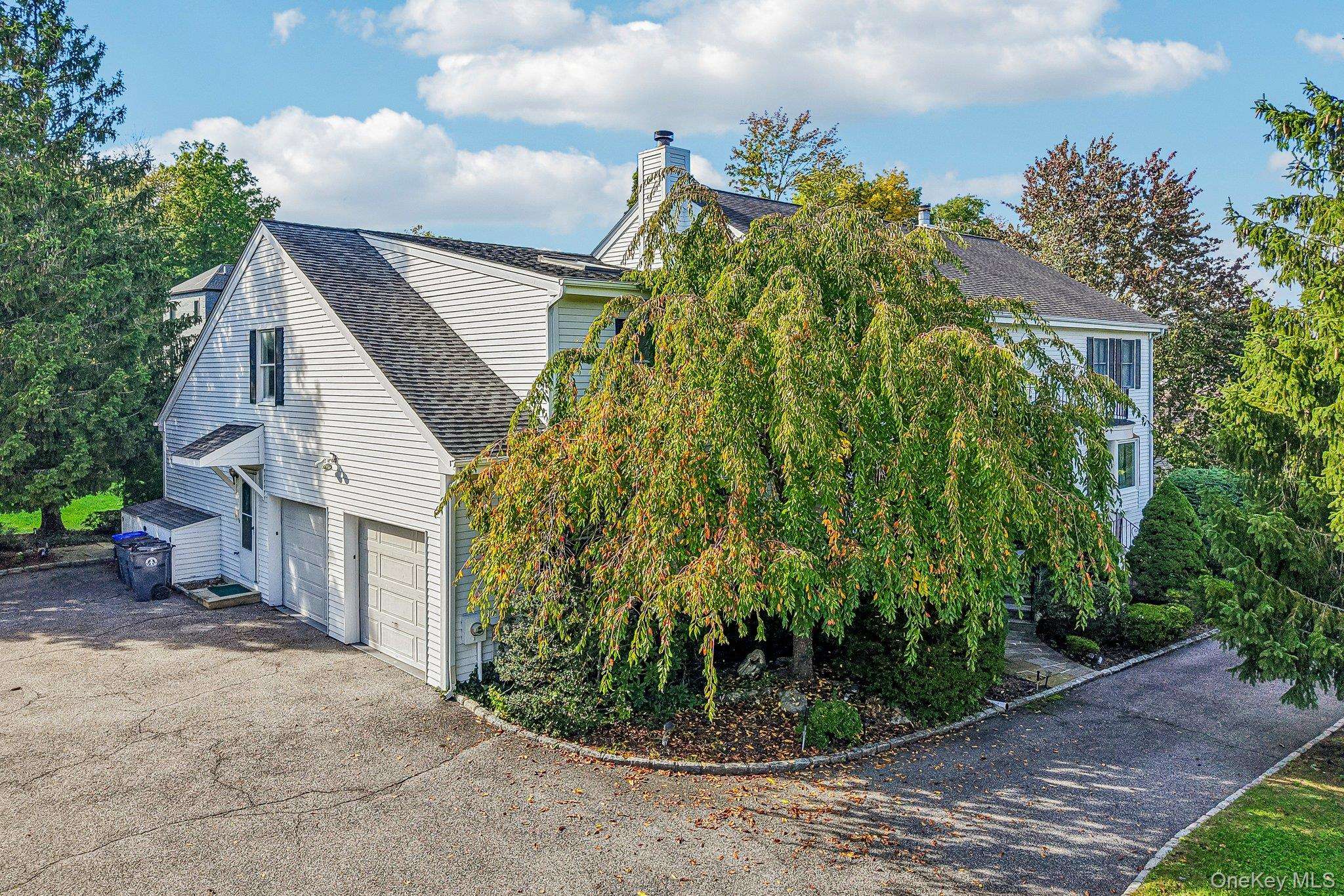 48 Westchester View LN, White Plains, NY 10607