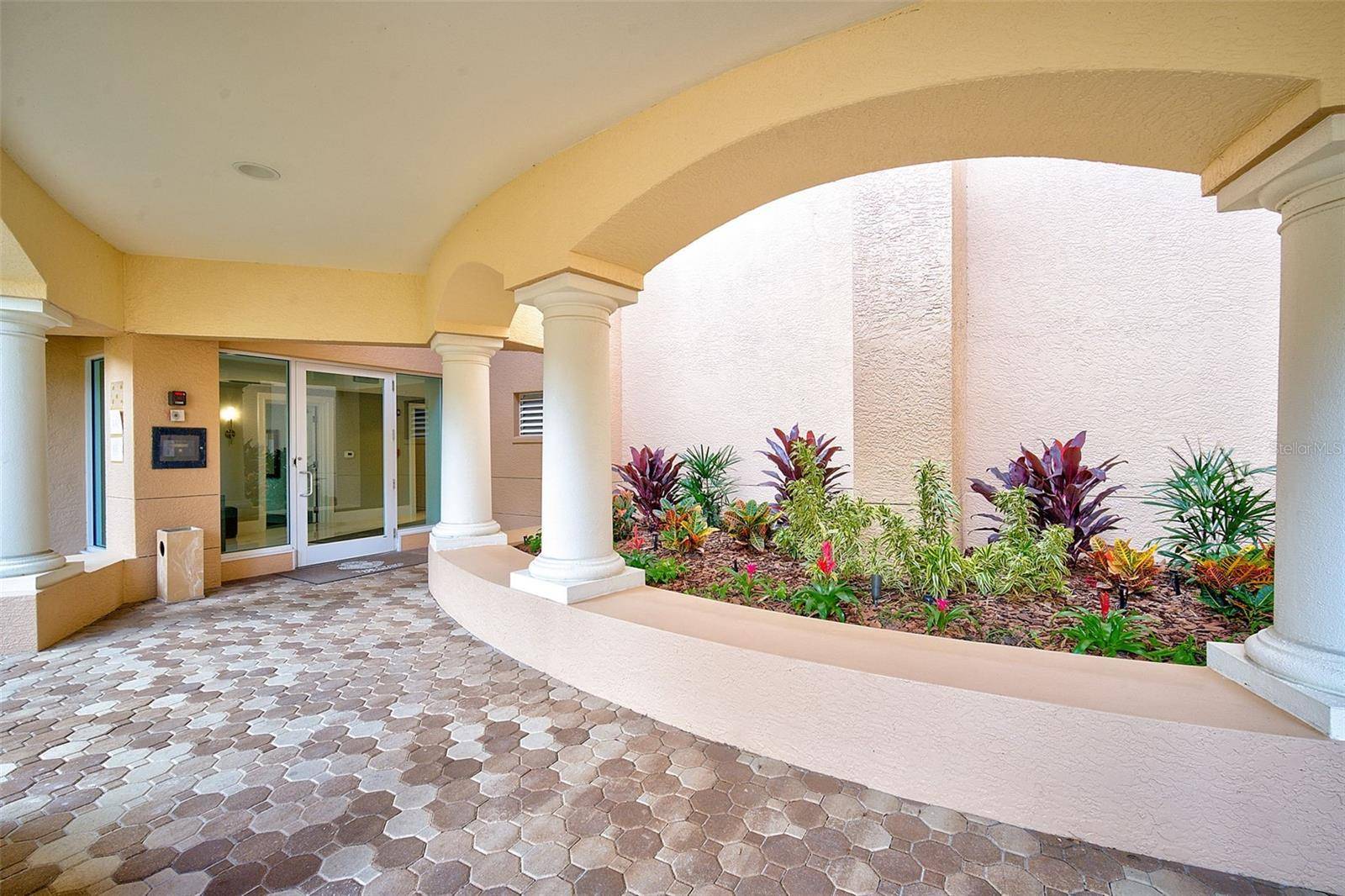 401 N POINT RD #703, Osprey, FL 34229