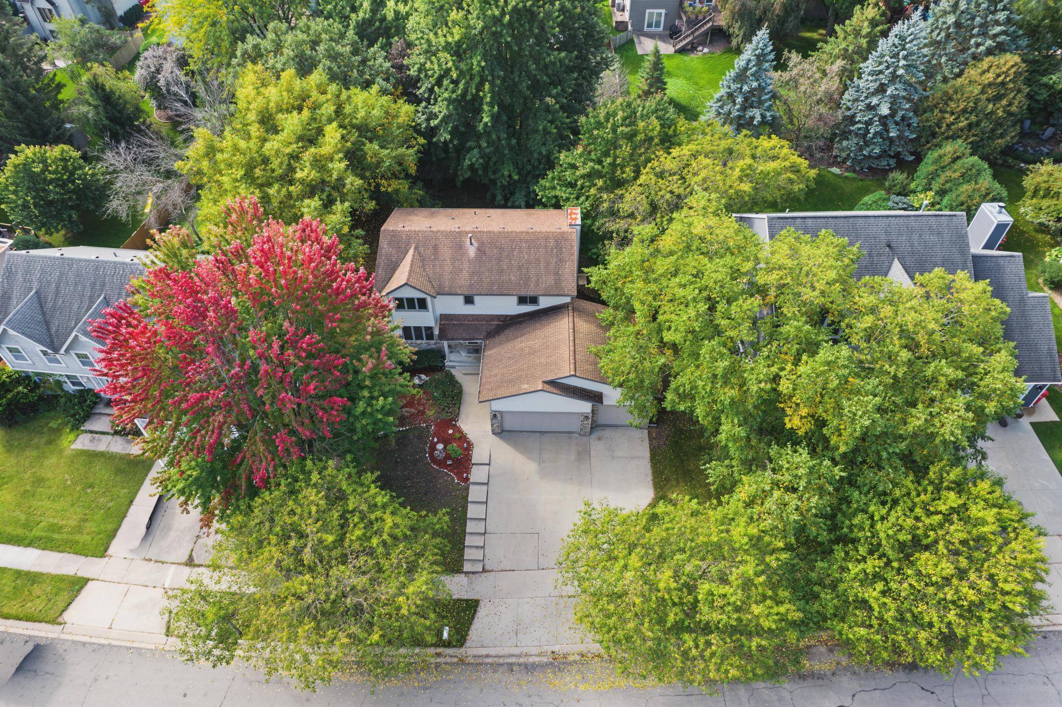2112 Parkwood Hills DR NE, Rochester, MN 55906