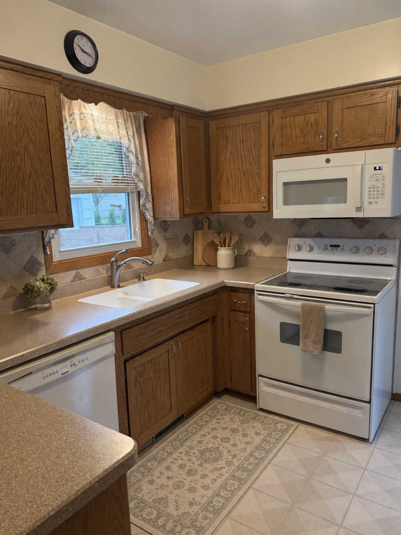 926 16 1/2 ST SE, Rochester, MN 55904