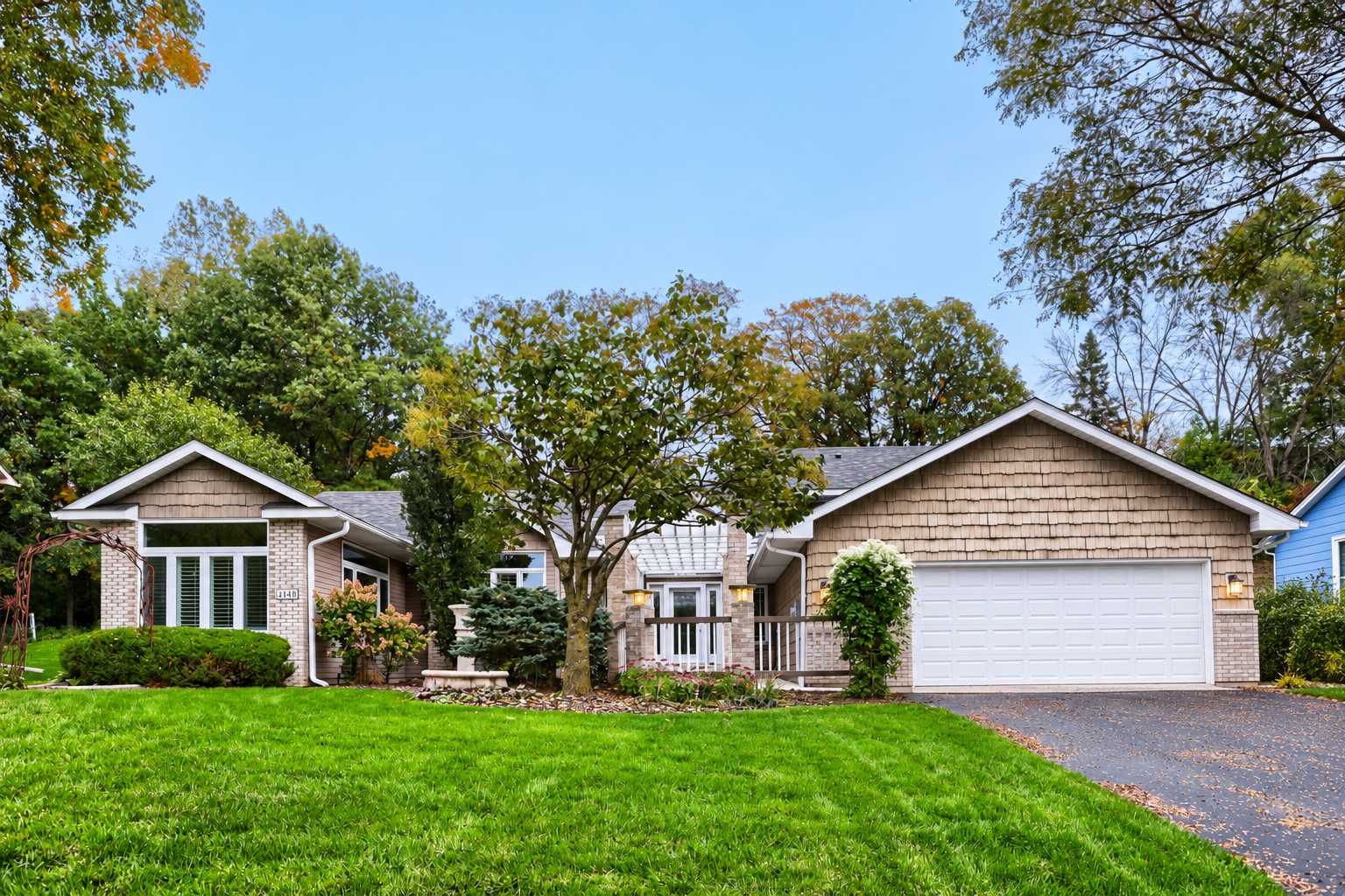 4148 Countryview DR, Eagan, MN 55123