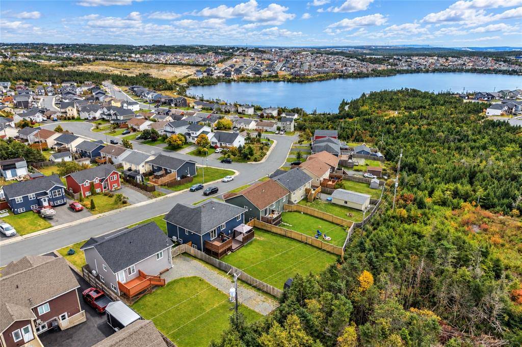 12 Starlight Drive, Paradise, NL A1L 0Y6