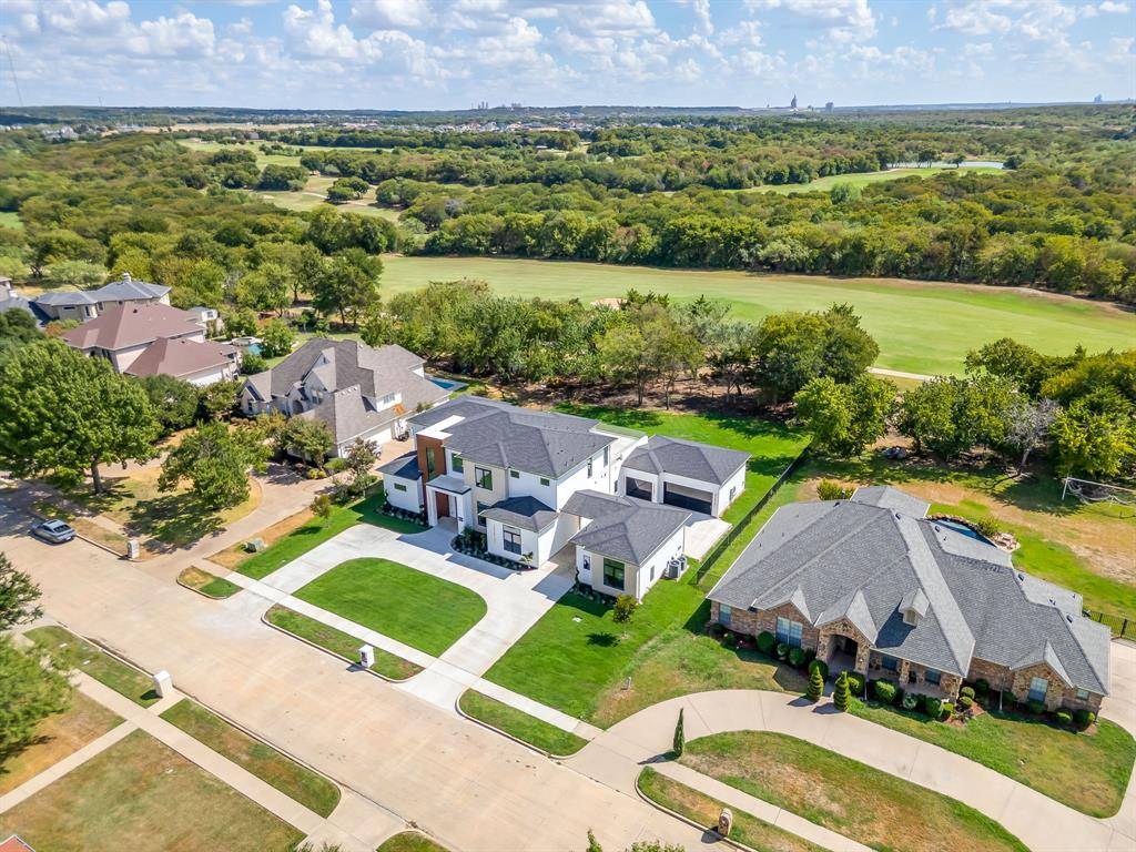 1024 Parview Circle, Grand Prairie, TX 75104