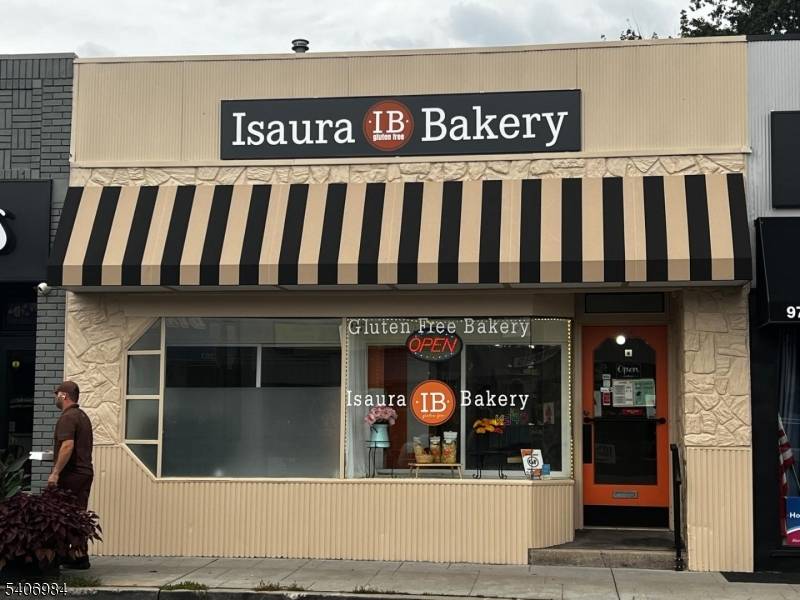 192 Diamond Bridge Ave, Hawthorne Boro, NJ 07506