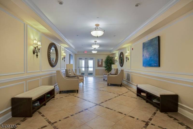 6102 Veterans Dr #102, Rockaway Twp., NJ 07885
