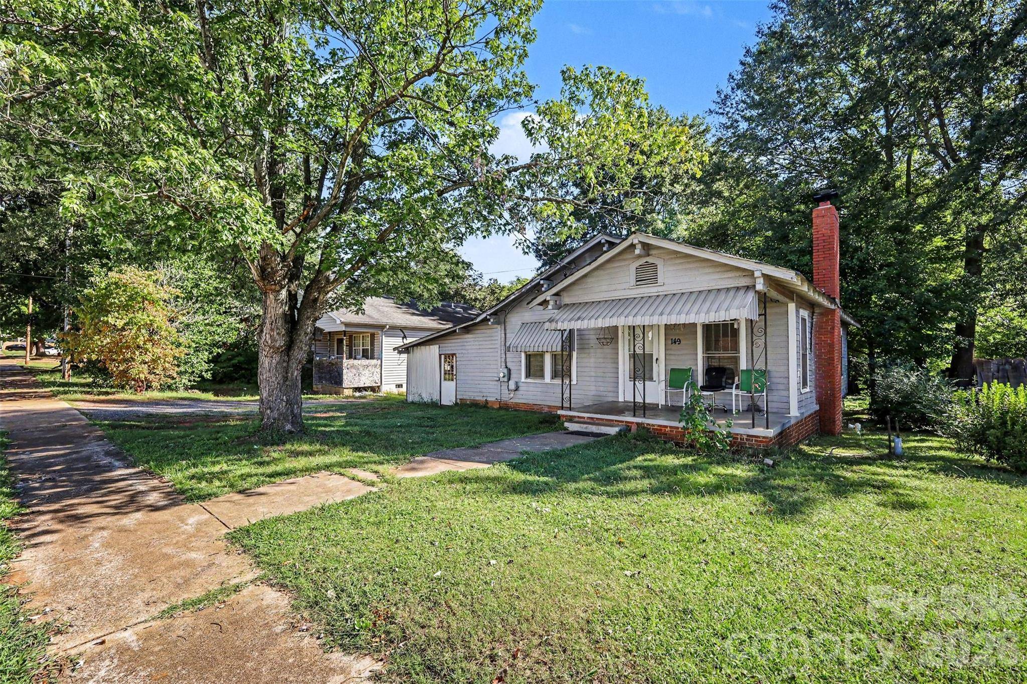 149 Woodlawn DR, Statesville, NC 28677