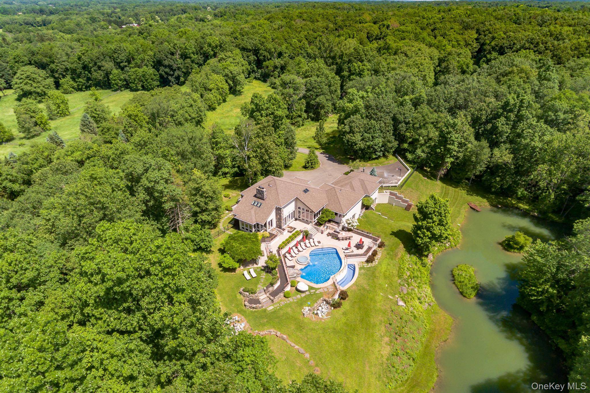 7030 Route 9, Rhinebeck, NY 12572