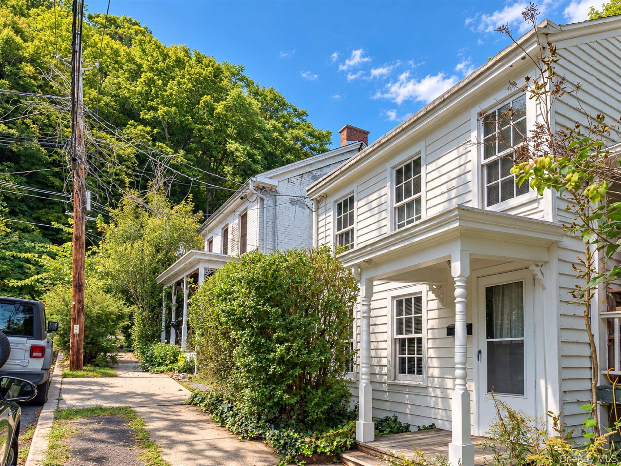 48 Tompkins ST, Kingston, NY 12401